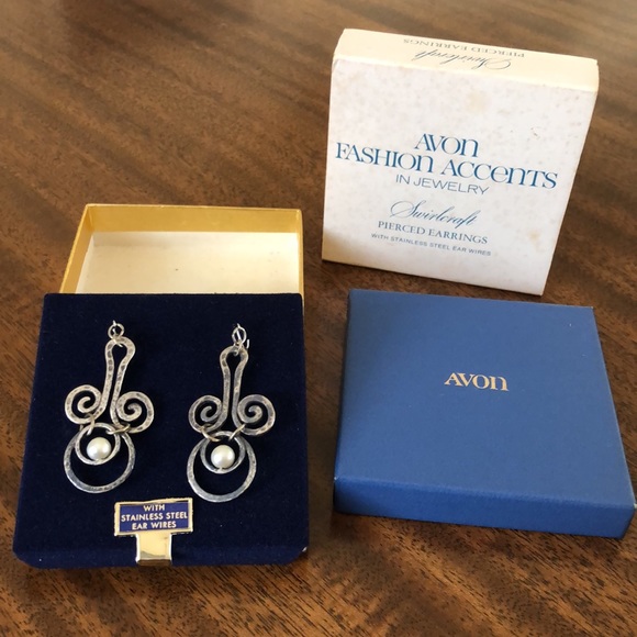 Vintage New Avon Swirlcraft Pierced Earrings - Picture 4 of 16